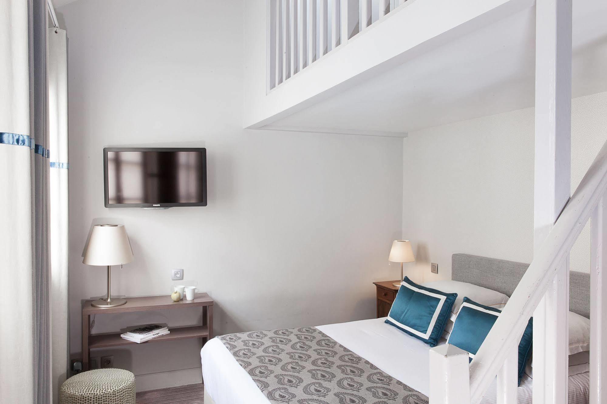 Hotel De La Place Du Louvre - Esprit De France Párizs Kültér fotó
