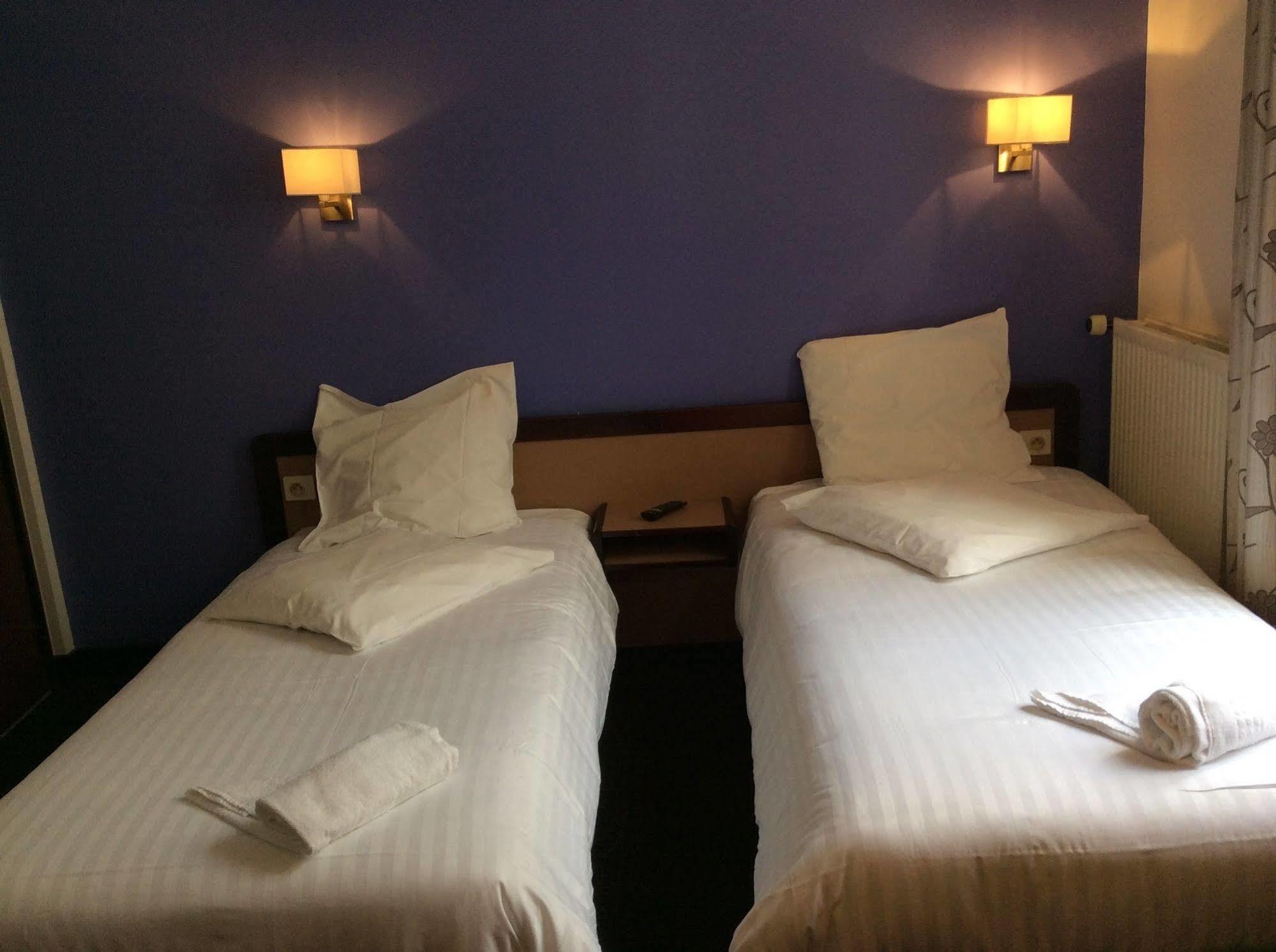 Hotel De La Place Du Louvre - Esprit De France Párizs Kültér fotó